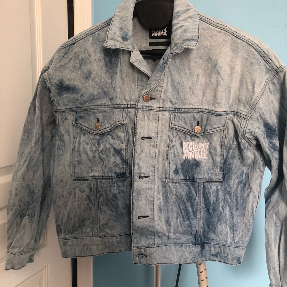 Semi cropped jacket